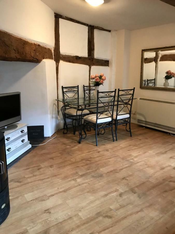 شروزبري Severn Tudor House المظهر الخارجي الصورة